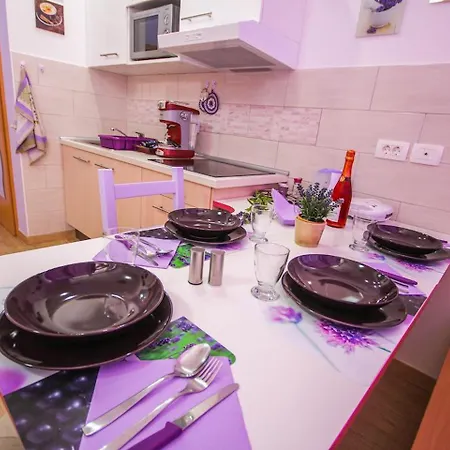 Lavanda & Cappuccino Apartman