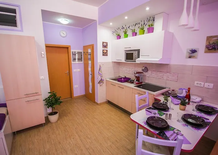 Lavanda & Cappuccino Апартаменты *